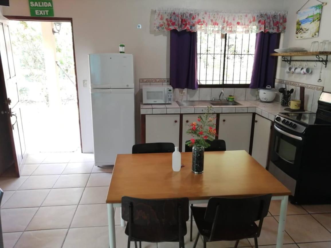 Cahuita Lodge Apartment *